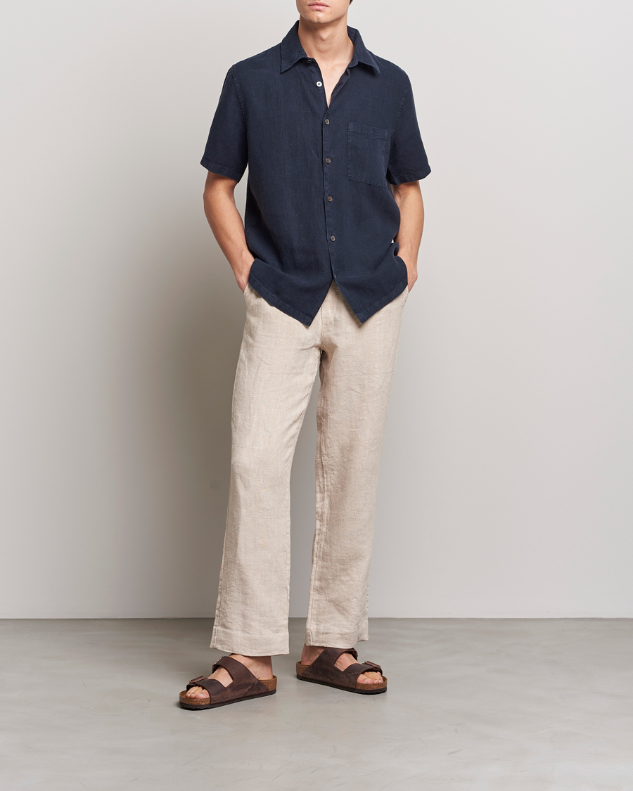 Herre | Skjorter | A Day's March | Khito Short Sleeve Linen Shirt Dark Navy
