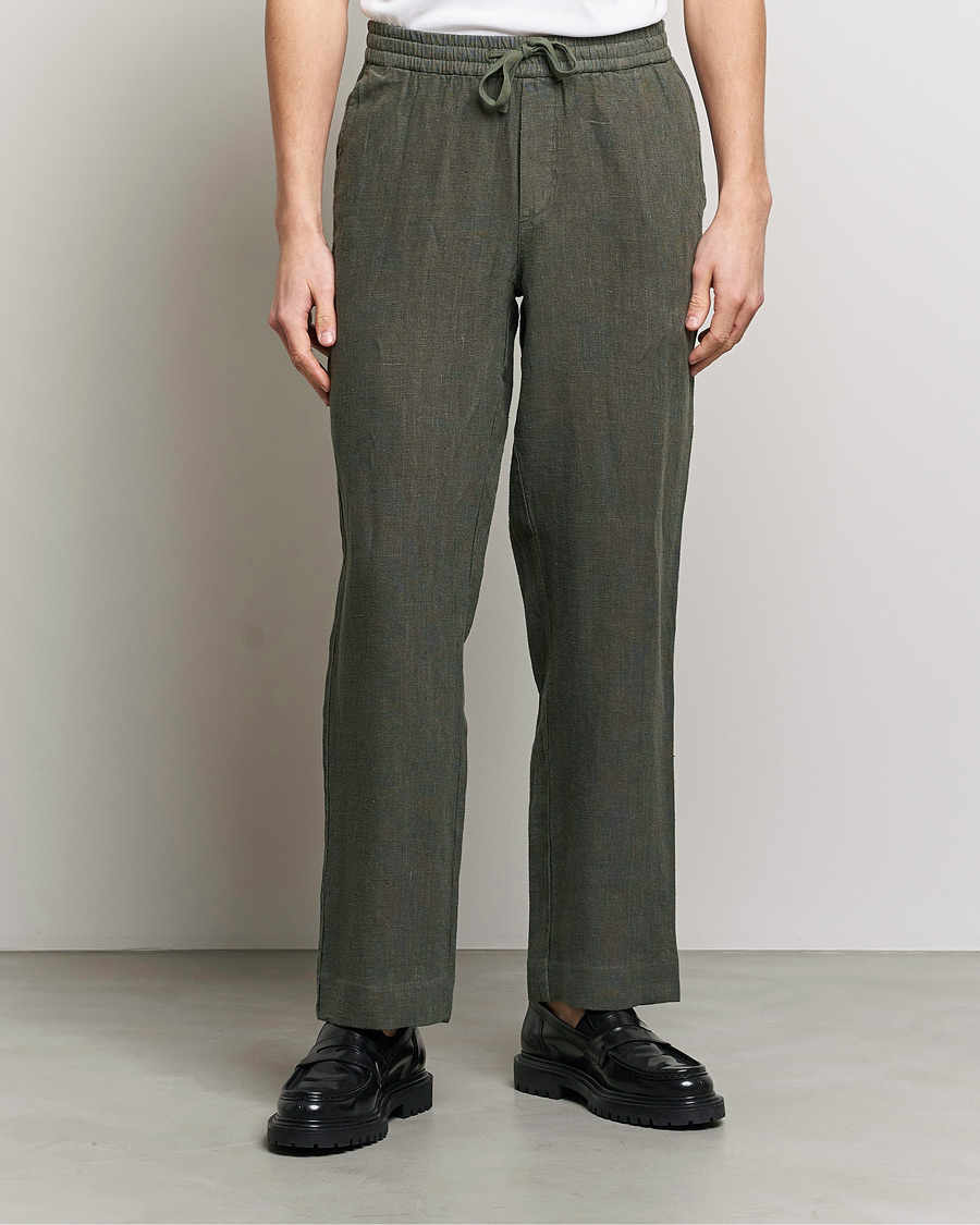 Herre | Plagg i lin | A Day's March | Tamait Drawstring Linen Trousers Olive