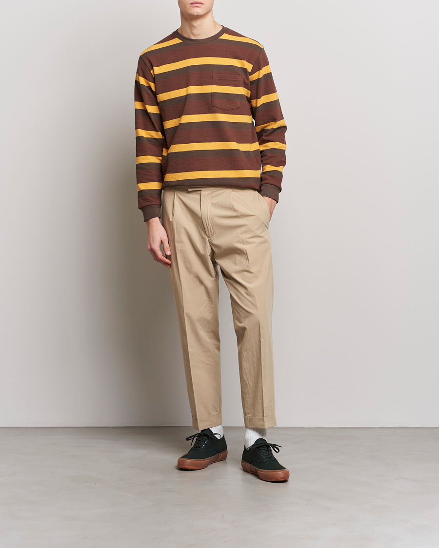 Herre | T-Shirts | BEAMS PLUS | Long Sleeve Striped Pocket Tee Brown