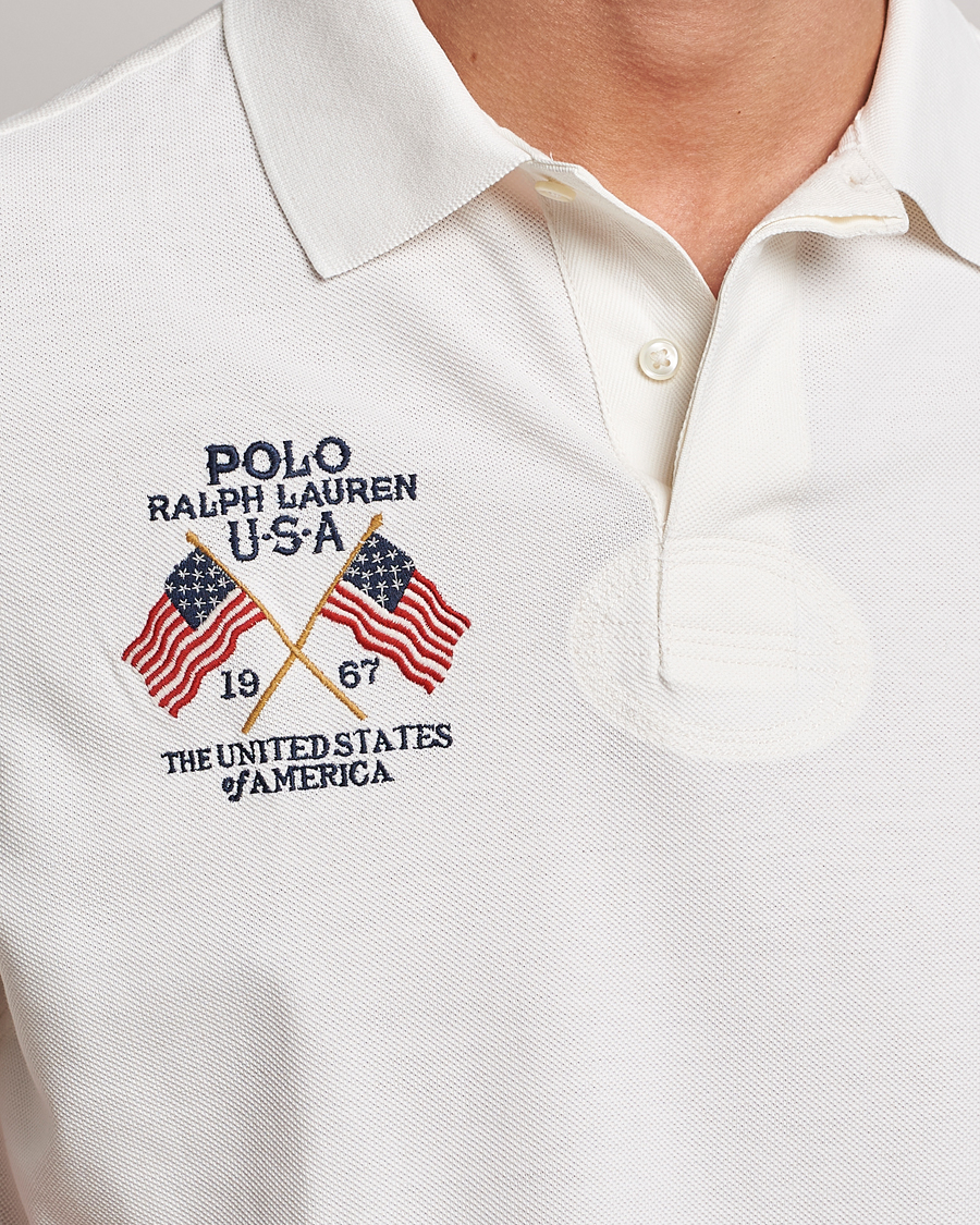 Herre | Pikéer | Polo Ralph Lauren | Classic Fit Flag Polo Nevis White