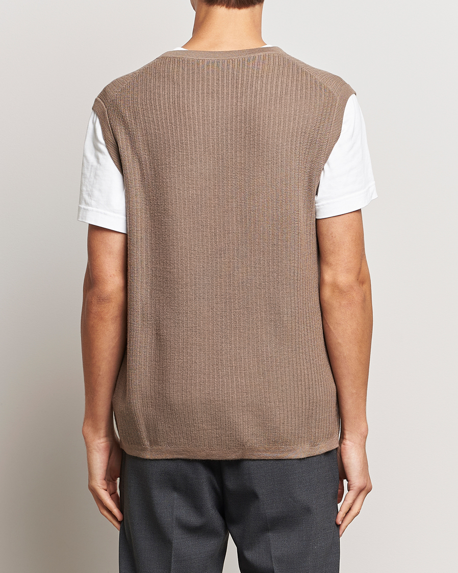 Herre | Gensere | Tiger of Sweden | Vessler Merino Vest Olive Grey
