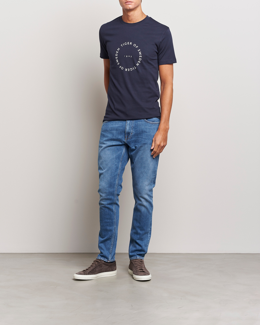 Herre | Jeans | Tiger of Sweden | Pistolero Stretch Cotton Jeans Light Blue