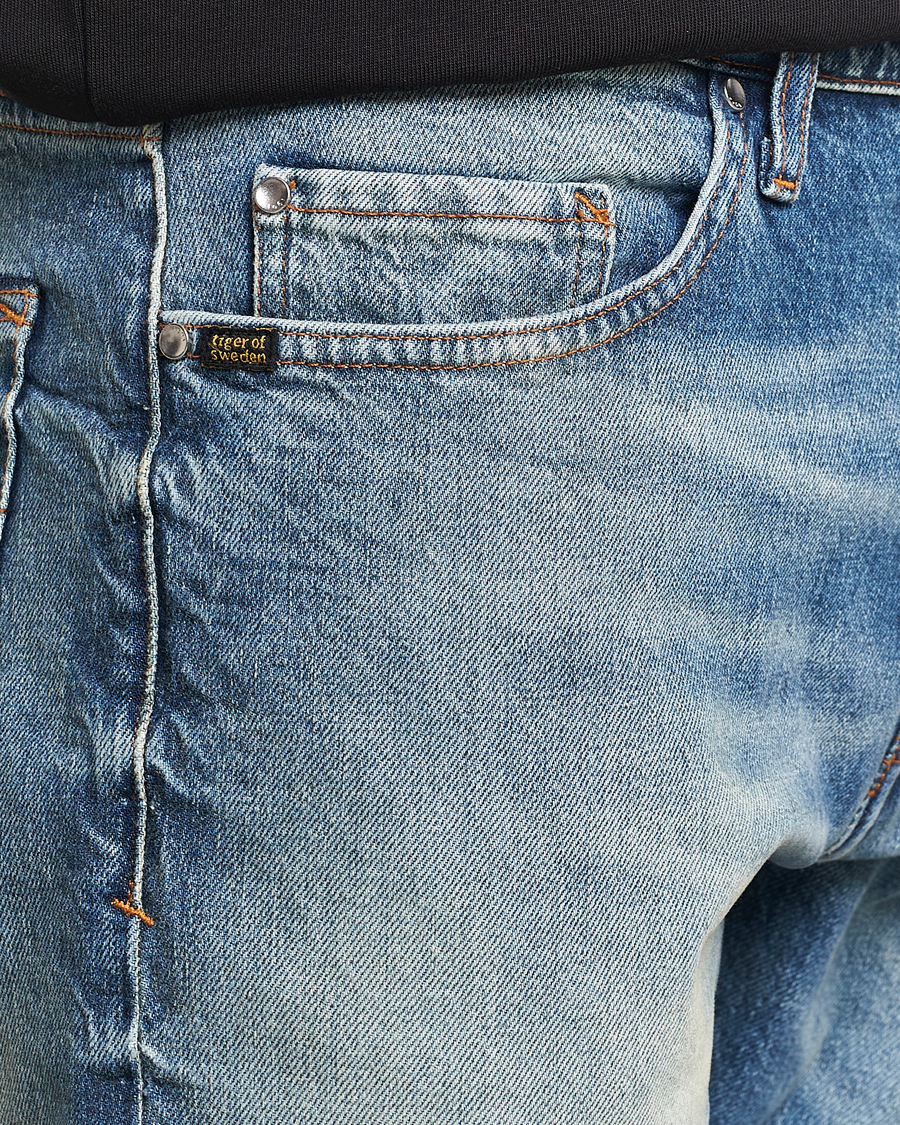 Herre | Jeans | Tiger of Sweden | Pistolero Stretch Cotton Jeans Light Blue
