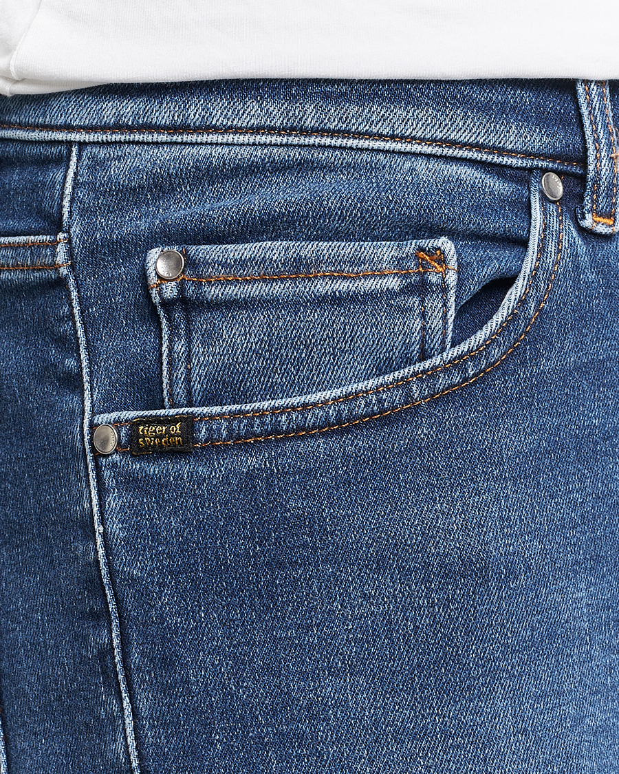 Herre | Jeans | Tiger of Sweden | Evolve Stretch Cotton Jeans Medium Blue