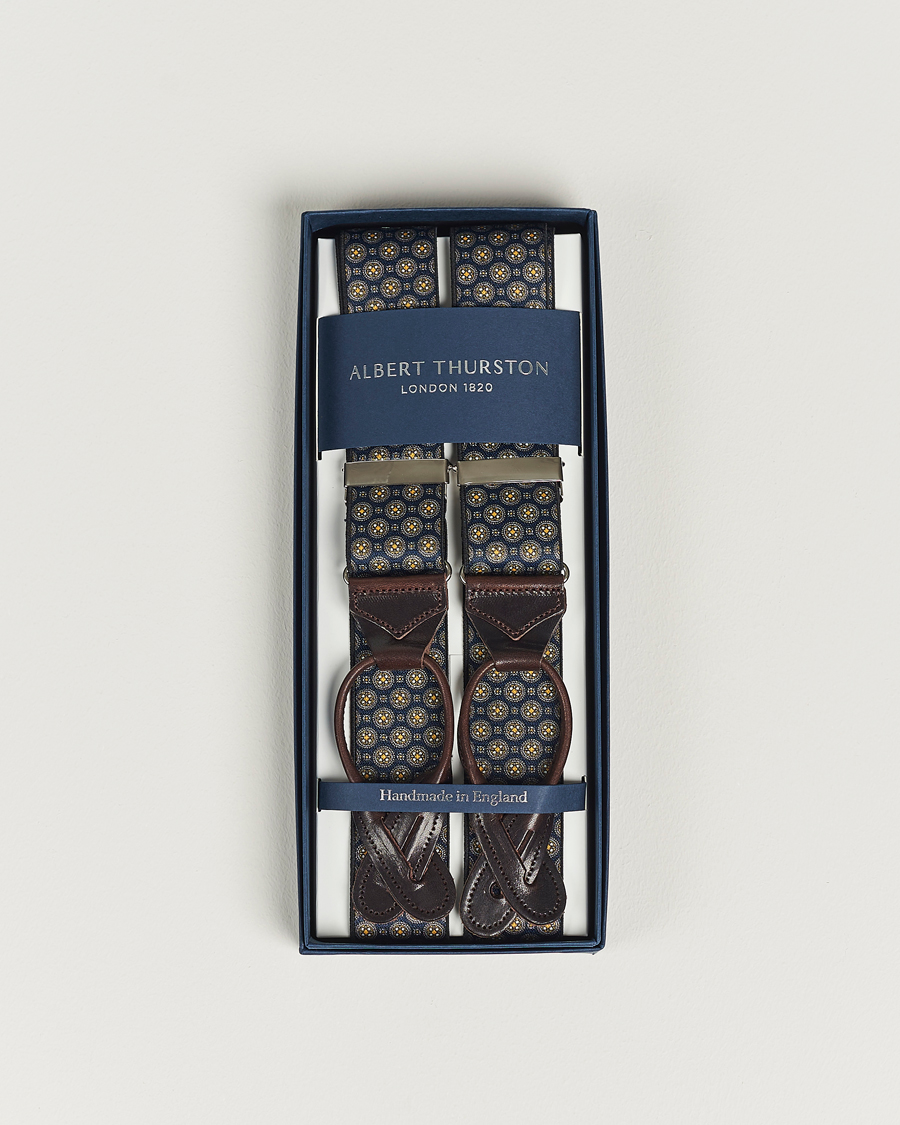 Herre | Albert Thurston Elastic Medallion Printed Braces 35mm Blue | Albert Thurston | Elastic Medallion Printed Braces 35mm Blue
