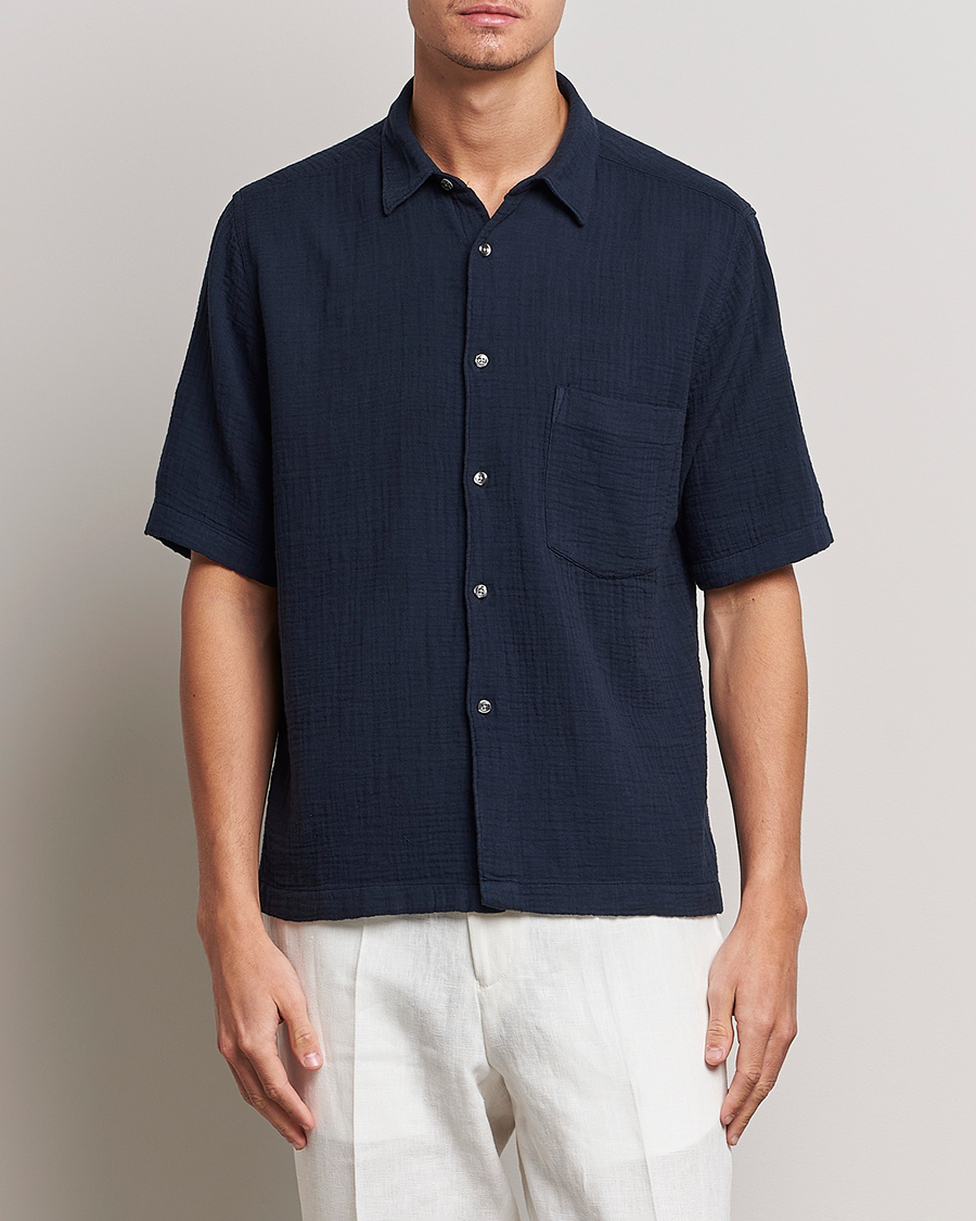 Herre | Kortermede skjorter | Oscar Jacobson | Regular Fit City Crepe Cotton Shirt Navy