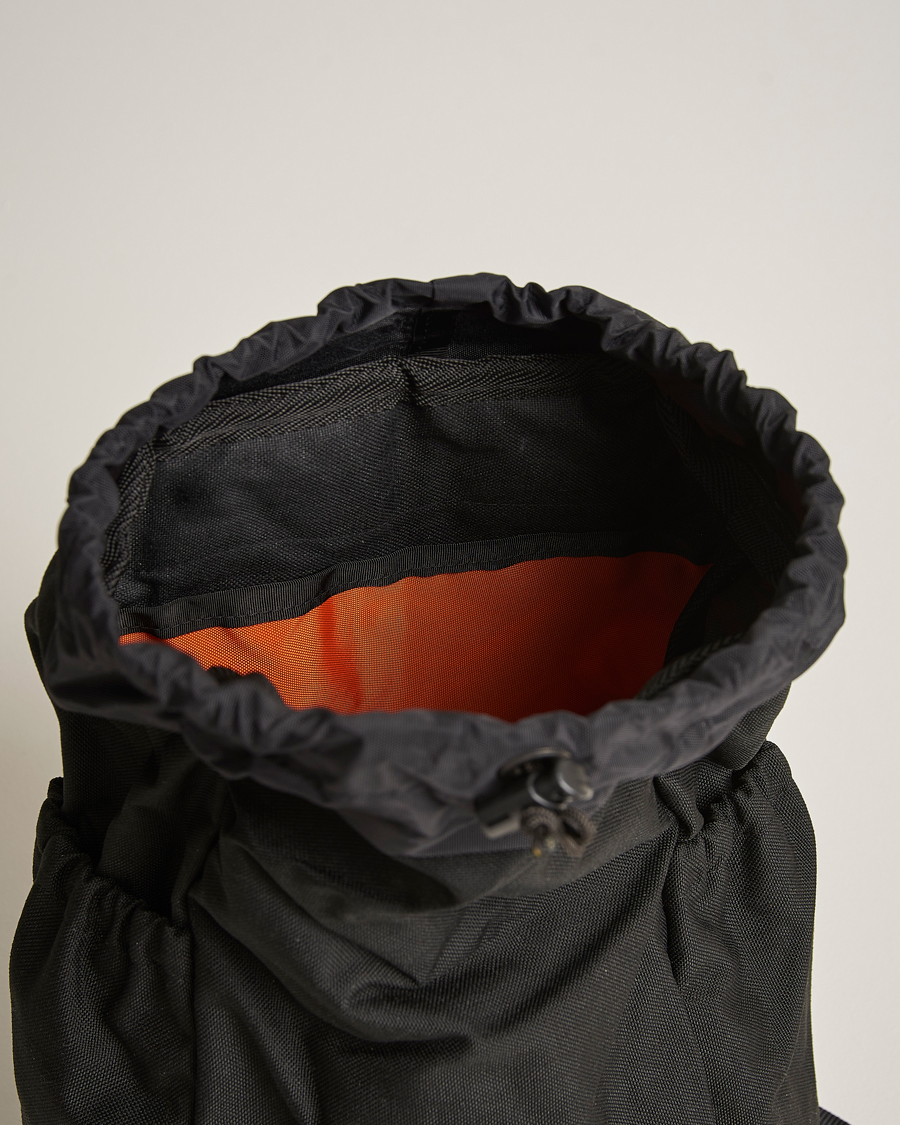 Herre | Vesker | Epperson Mountaineering | Small Climb Pack Raven