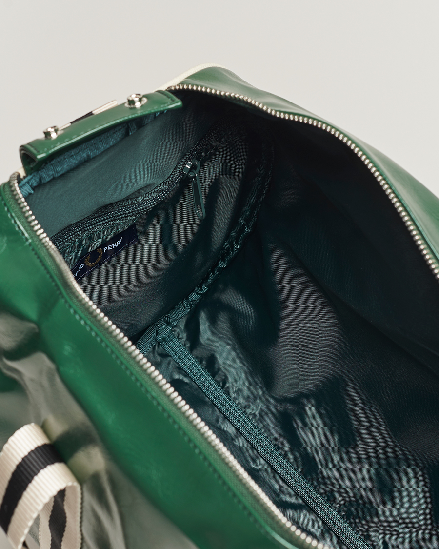 Herre | Fred Perry Classic Barrel Bag Tartan Green | Fred Perry | Classic Barrel Bag Tartan Green