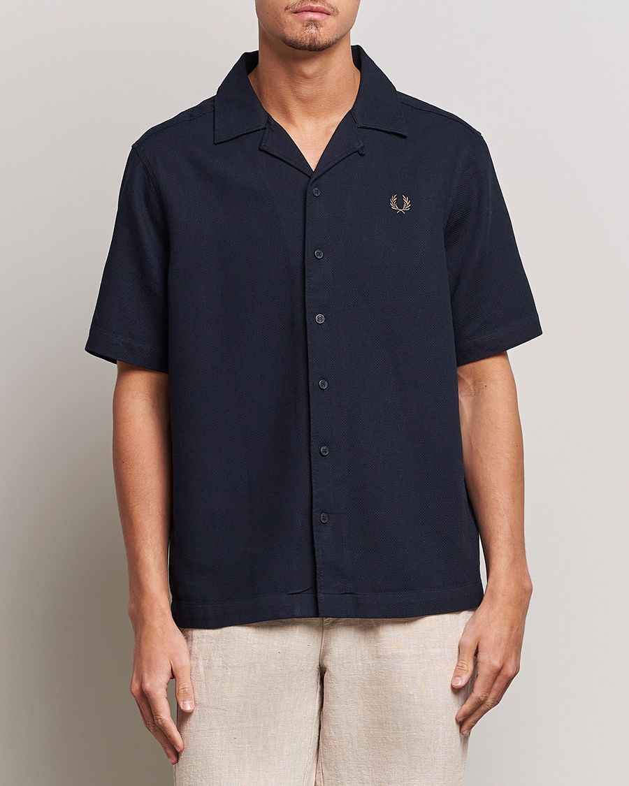 Herre | Kortermede skjorter | Fred Perry | Woven Pique Short Sleeve Linen Shirt Navy