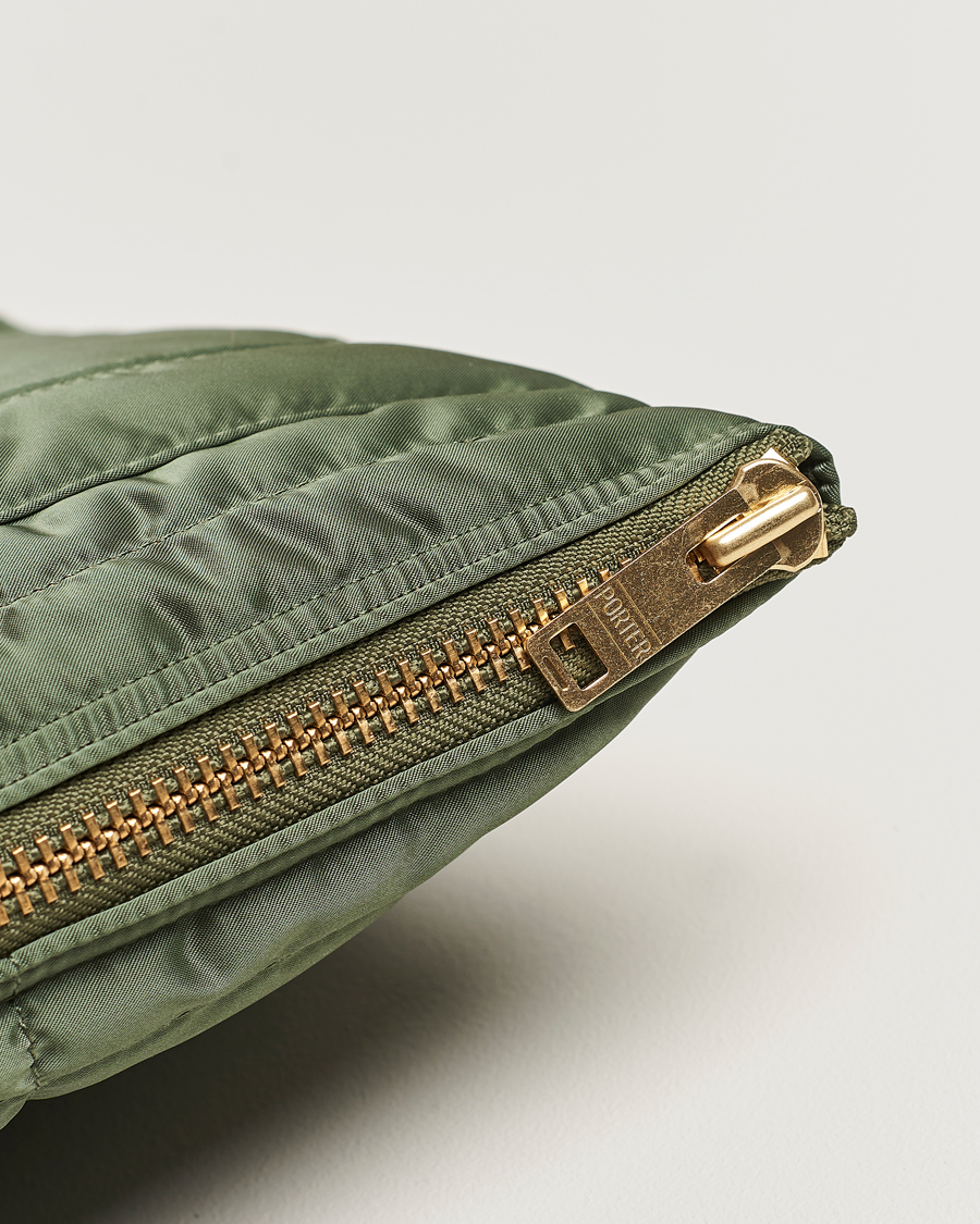 Herre | Porter-Yoshida & Co. Tanker Short Helmet Bag Sage Green | Porter-Yoshida & Co. | Tanker Short Helmet Bag Sage Green
