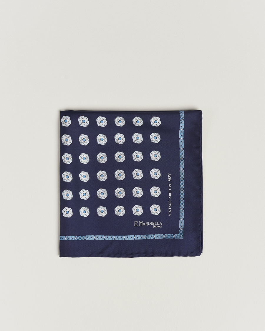 Herre | E. Marinella Printed Silk Pocket Square Navy | E. Marinella | Printed Silk Pocket Square Navy