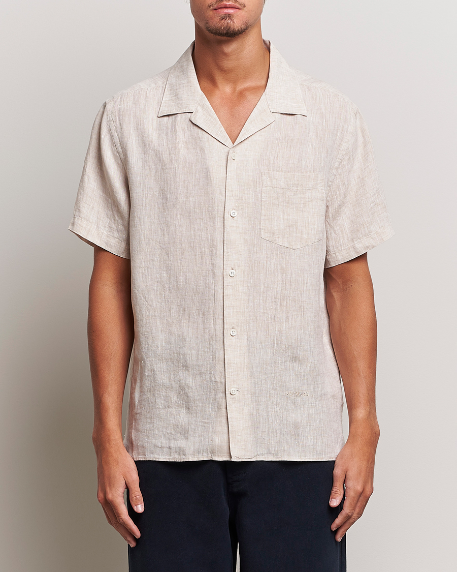 Herre | Plagg i lin | J.Lindeberg | Reg Fit Linen Melange Short Sleeve Shirt Safari Beige