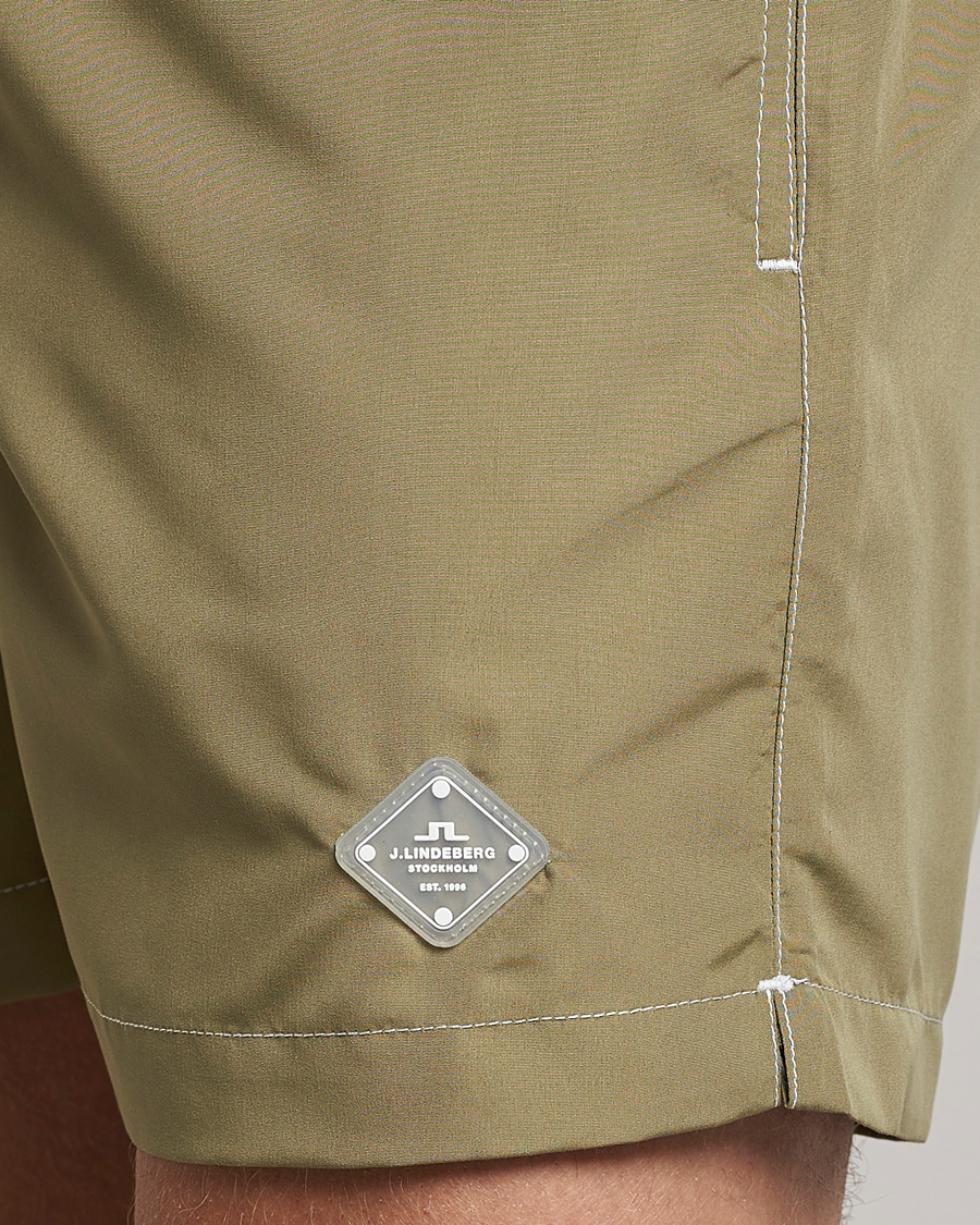 Herre | Badeshorts | J.Lindeberg | Banks Solid Swimshorts Aloe
