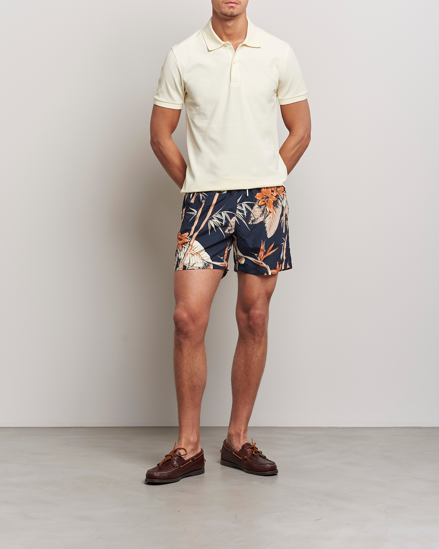 Herre | Badeshorts | J.Lindeberg | Banks Tropical Swimshorts Navy