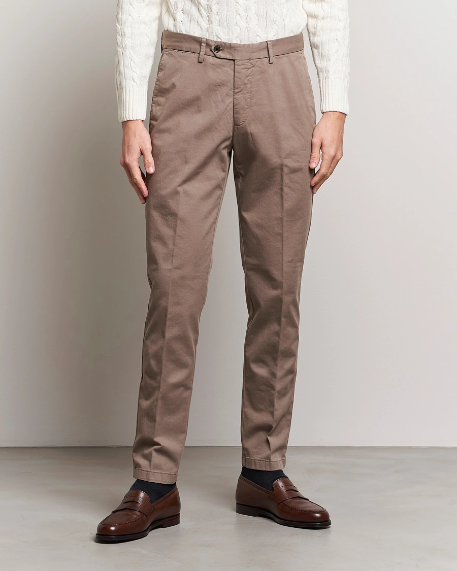 Herre | Business & Beyond | Oscar Jacobson | Danwick Cotton Trousers Light Brown