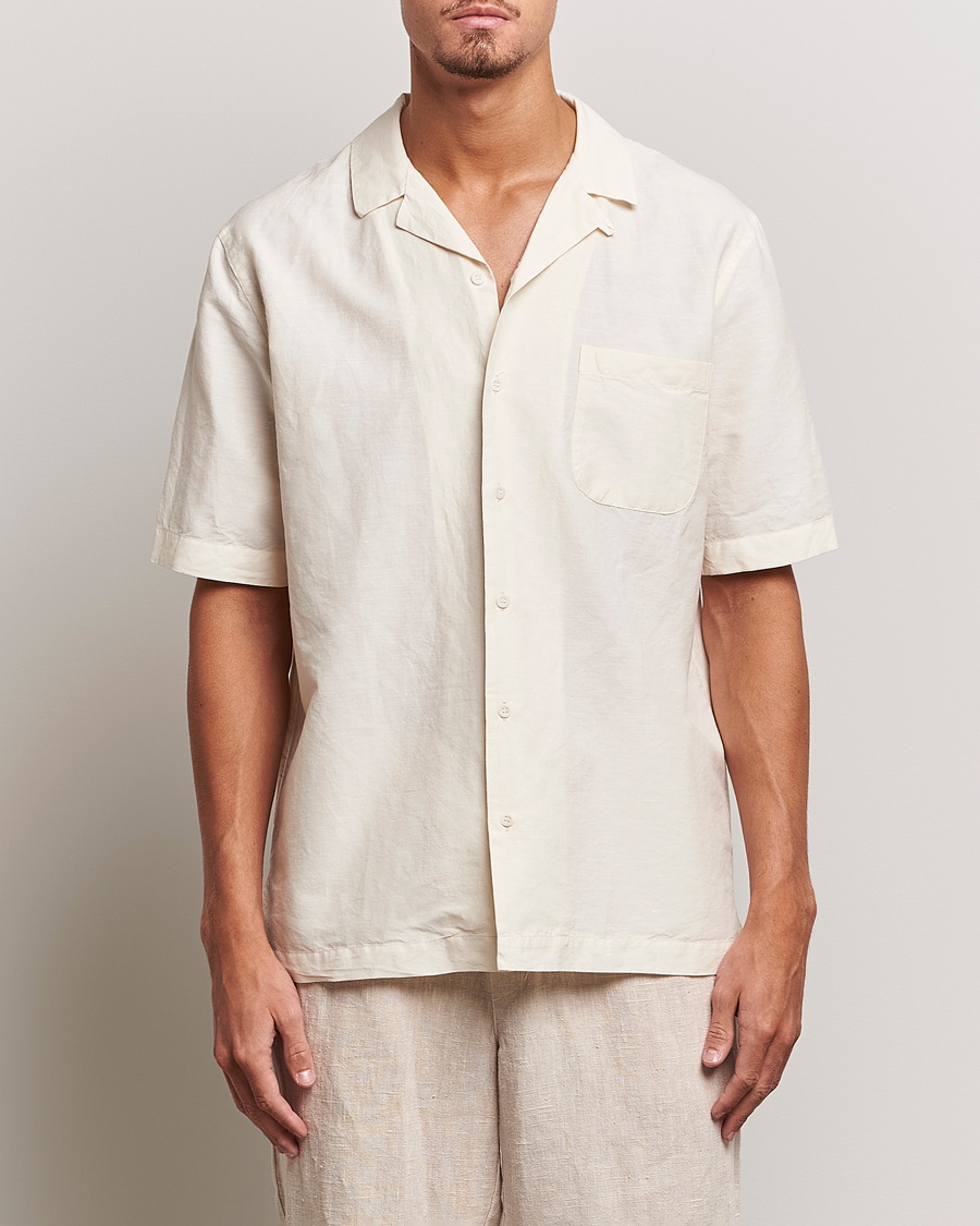 Herre | Skjorter | Sunspel | Lightweight Cotton/Linen Resort Shirt Ecru