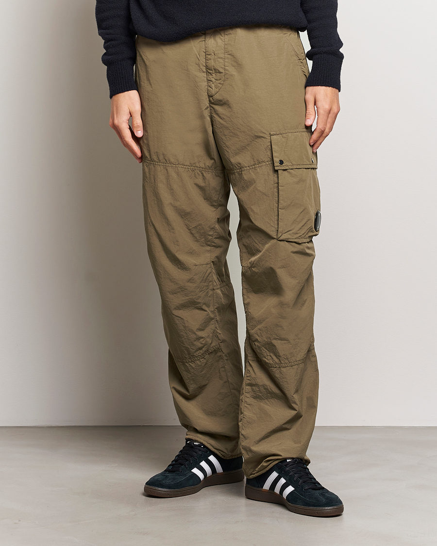 Herre | Nye produktbilder | C.P. Company | Flatt Nylon Cargo Pants Light Brown