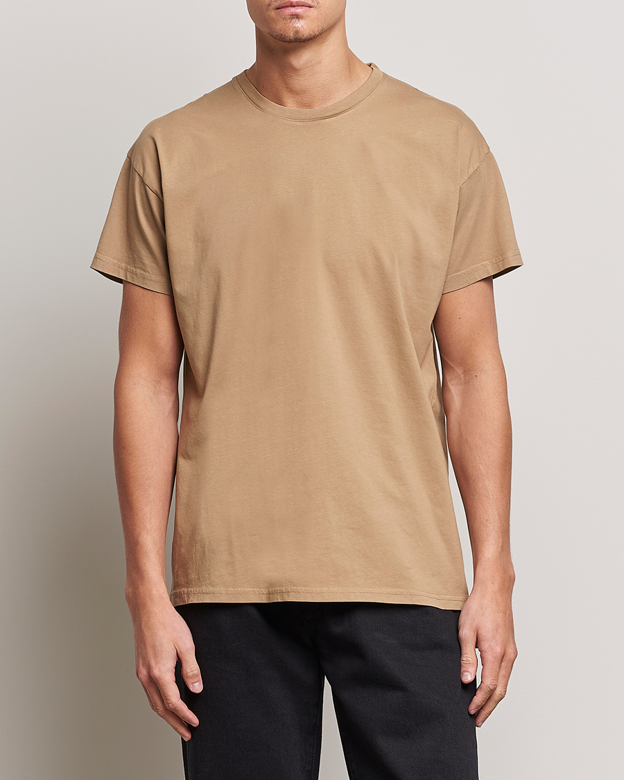 Herre | | Jeanerica | Marcel Crew Neck T-Shirt Dark Sand