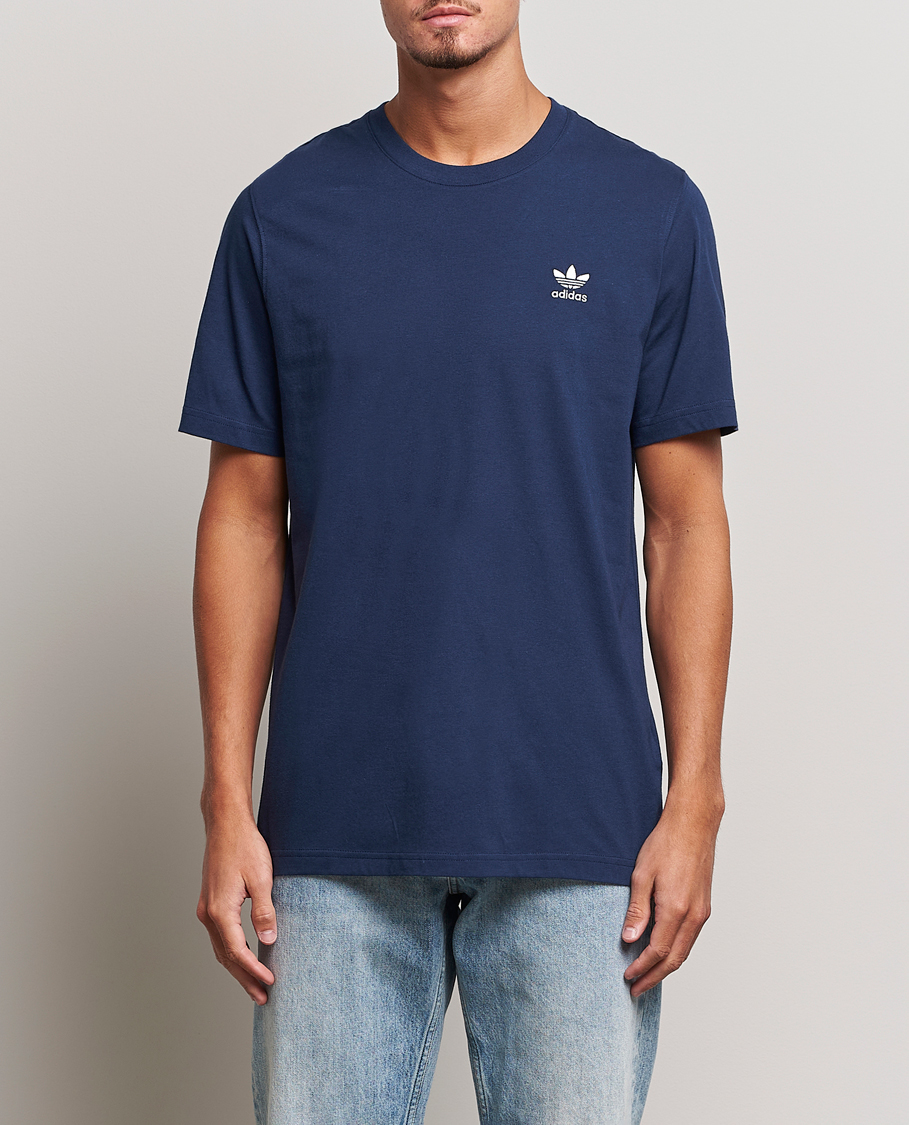Herre |  | adidas Originals | Essential Crew Neck T-Shirt Nindig