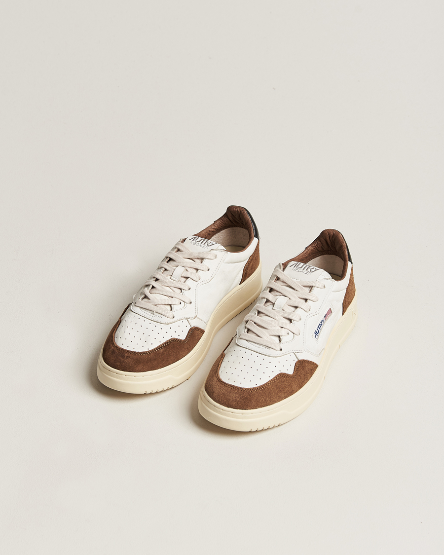 Herre | Autry Medalist Low Goat Leather/Suede Sneaker Cigarr/Black | Autry | Medalist Low Goat Leather/Suede Sneaker Cigarr/Black