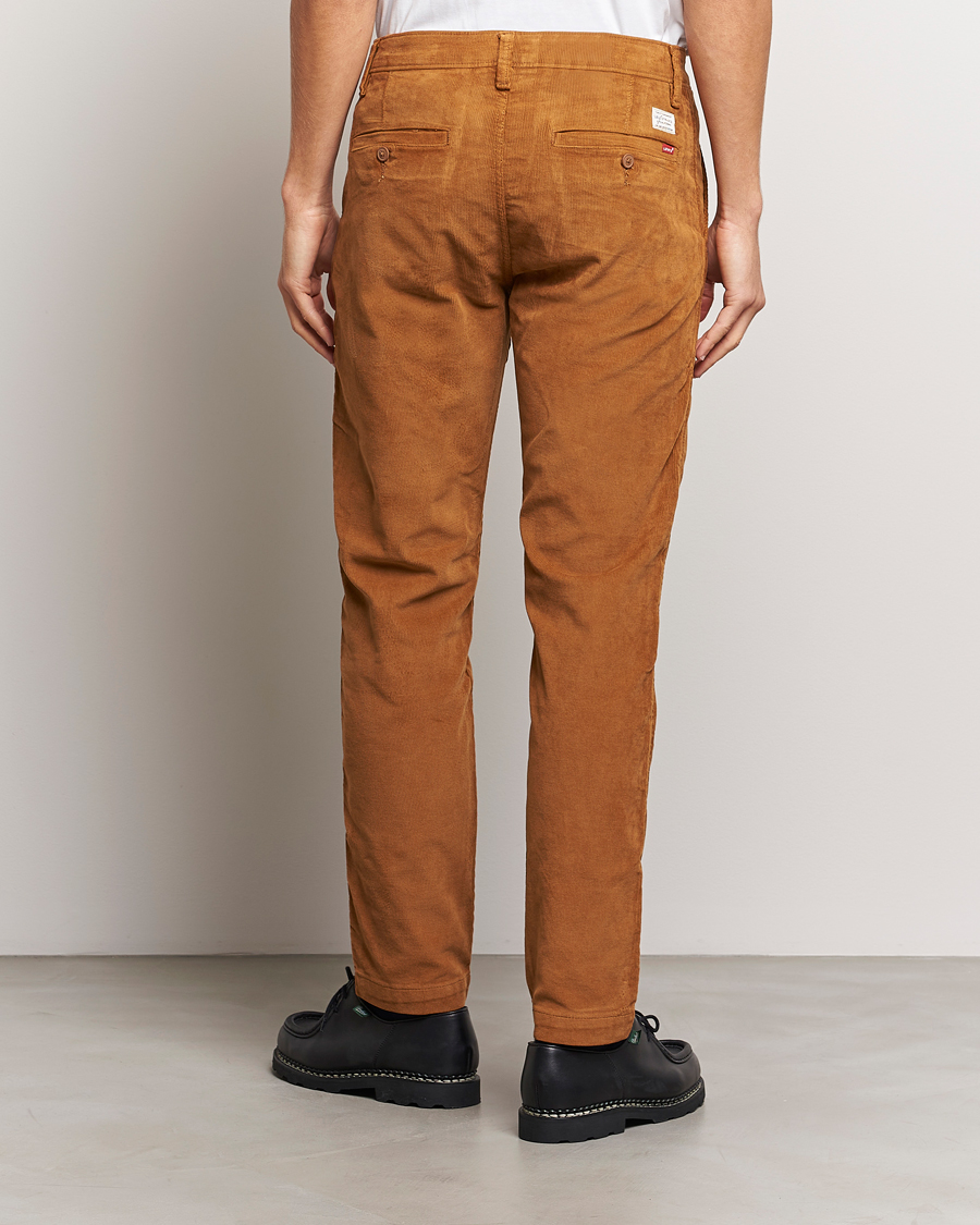 Herre | Bukser | Levi's | Garment Dyed Stretch Corduroy Chino Monks Robe