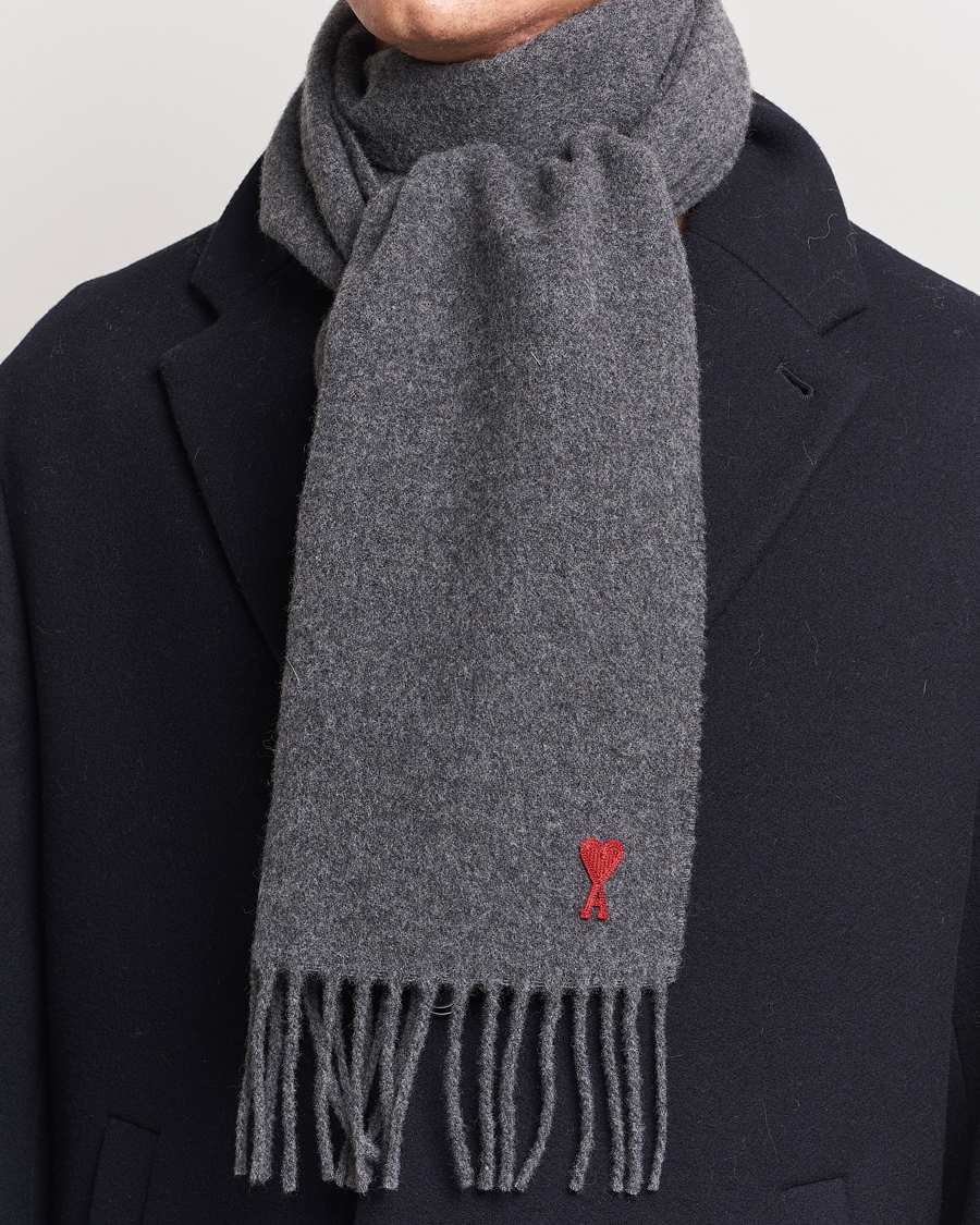 Herre | AMI Heart Logo Scarf Dark Grey | AMI | Heart Logo Scarf Dark Grey