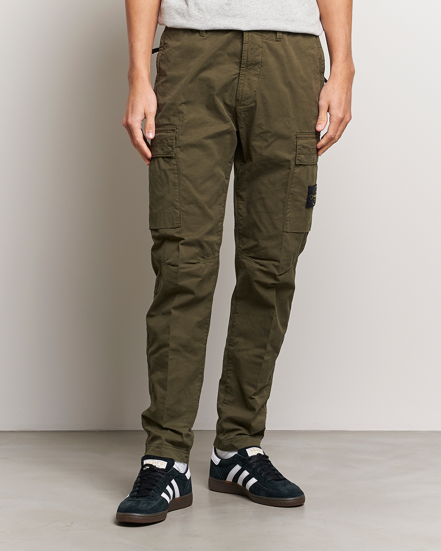 Herre | Nye varemerker | Stone Island | Stretch Cotton Gabardine Trousers Olive