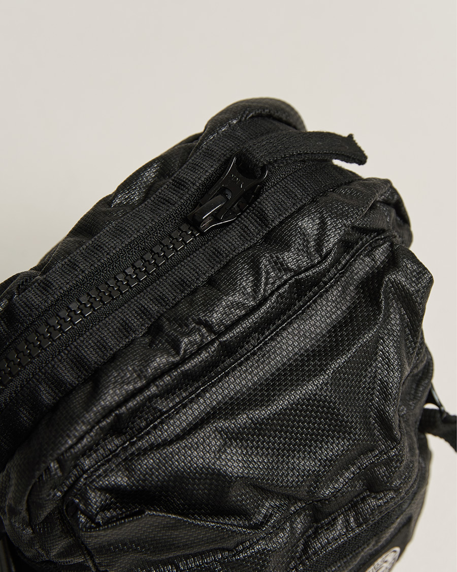 Herre | Stone Island Garment Dyed Mussola Gommata Canvas Shoulder Bag Black | Stone Island | Garment Dyed Mussola Gommata Canvas Shoulder Bag Black