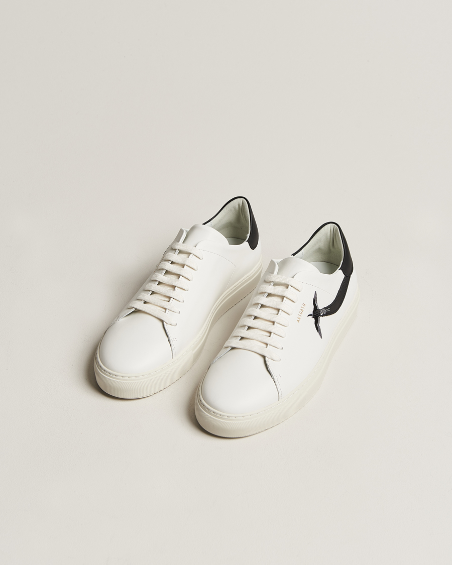 Herre | Axel Arigato Clean 90 Striped Bee Bird Sneaker White/Black | Axel Arigato | Clean 90 Striped Bee Bird Sneaker White/Black