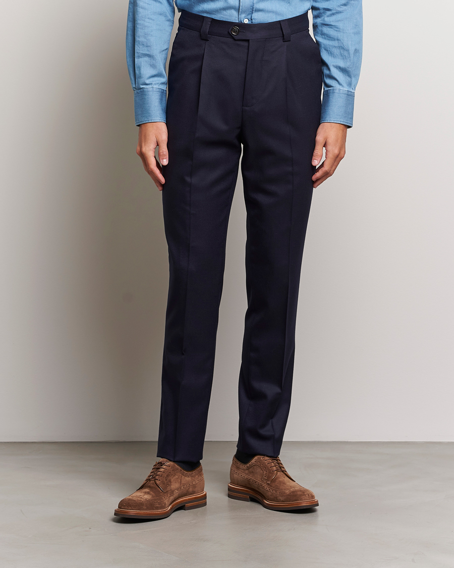 Herre | Flanellbukser | Brunello Cucinelli | Slim Fit Pleated Flannel Trousers Navy