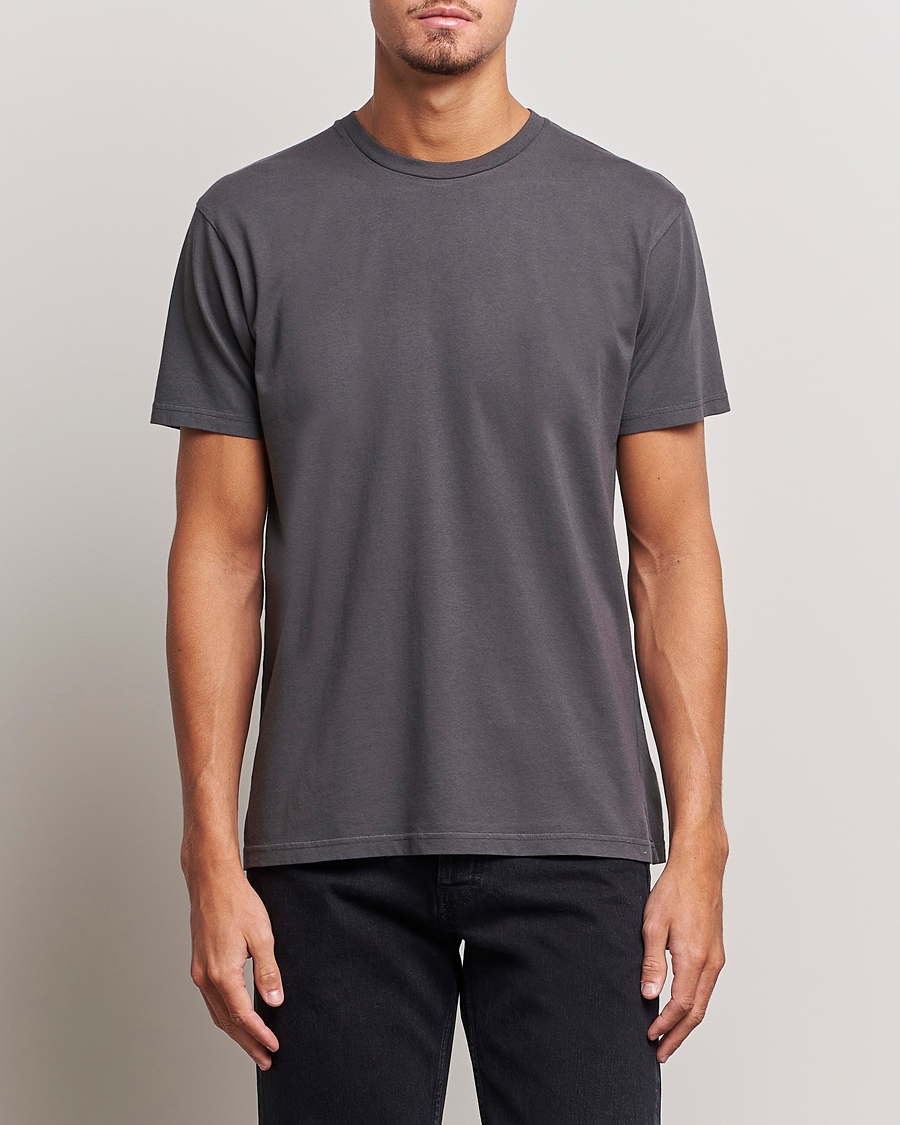 Herre | Kortermede t-shirts | Colorful Standard | Classic Organic T-Shirt Lava Grey