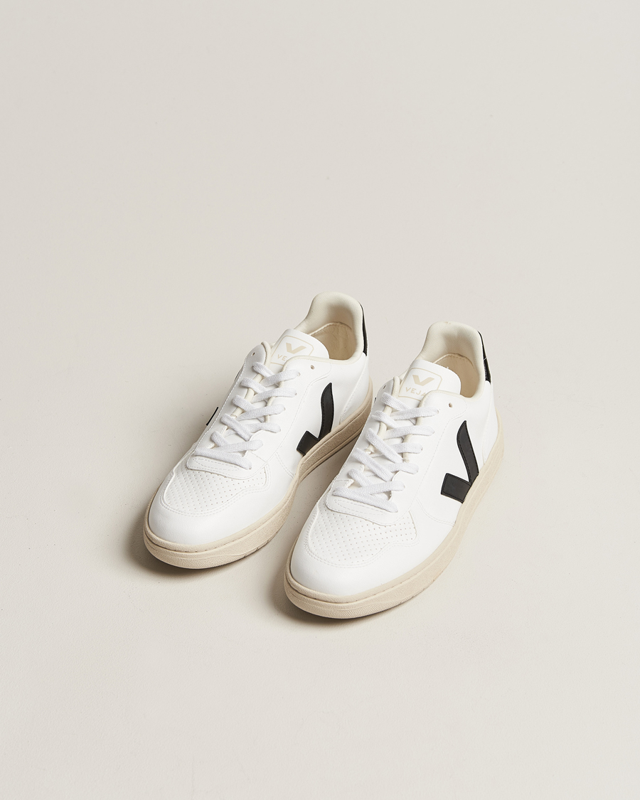 Herre |  | Veja | V-10 Vegan Leather Sneaker White/Black