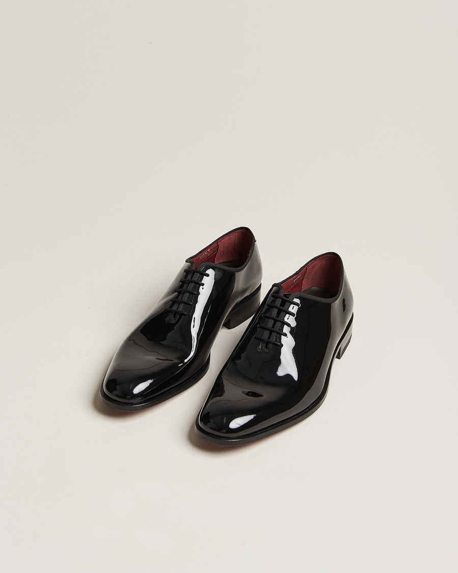 Herre | Lakksko | Loake Shoemakers | Regal Patent Wholecut Black