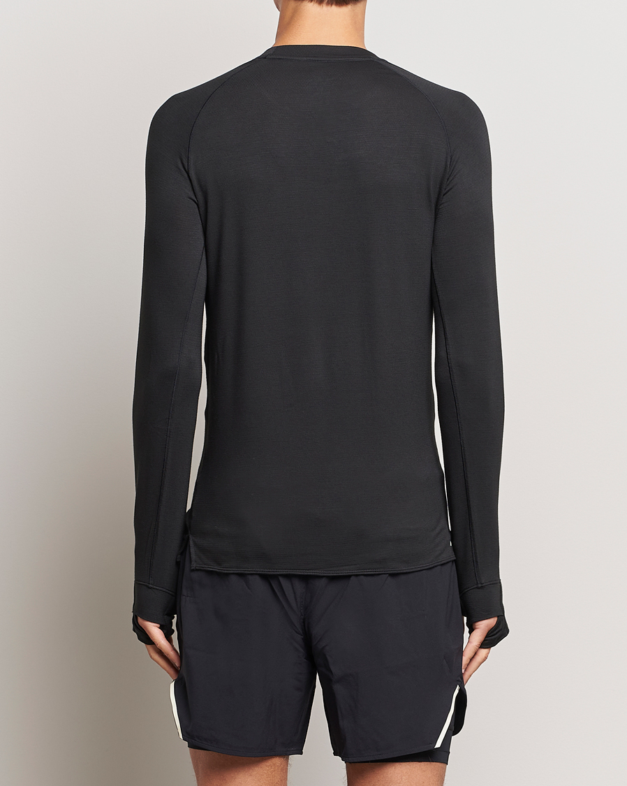 Herre | T-Shirts | New Balance | Running Q Speed Jacquard Long Sleeve T-Shirt Black