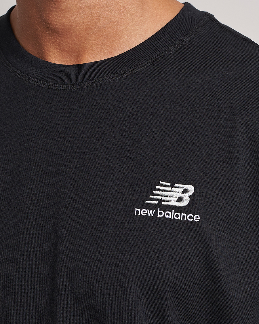 Herre | T-Shirts | New Balance | Essentials T-Shirt Black