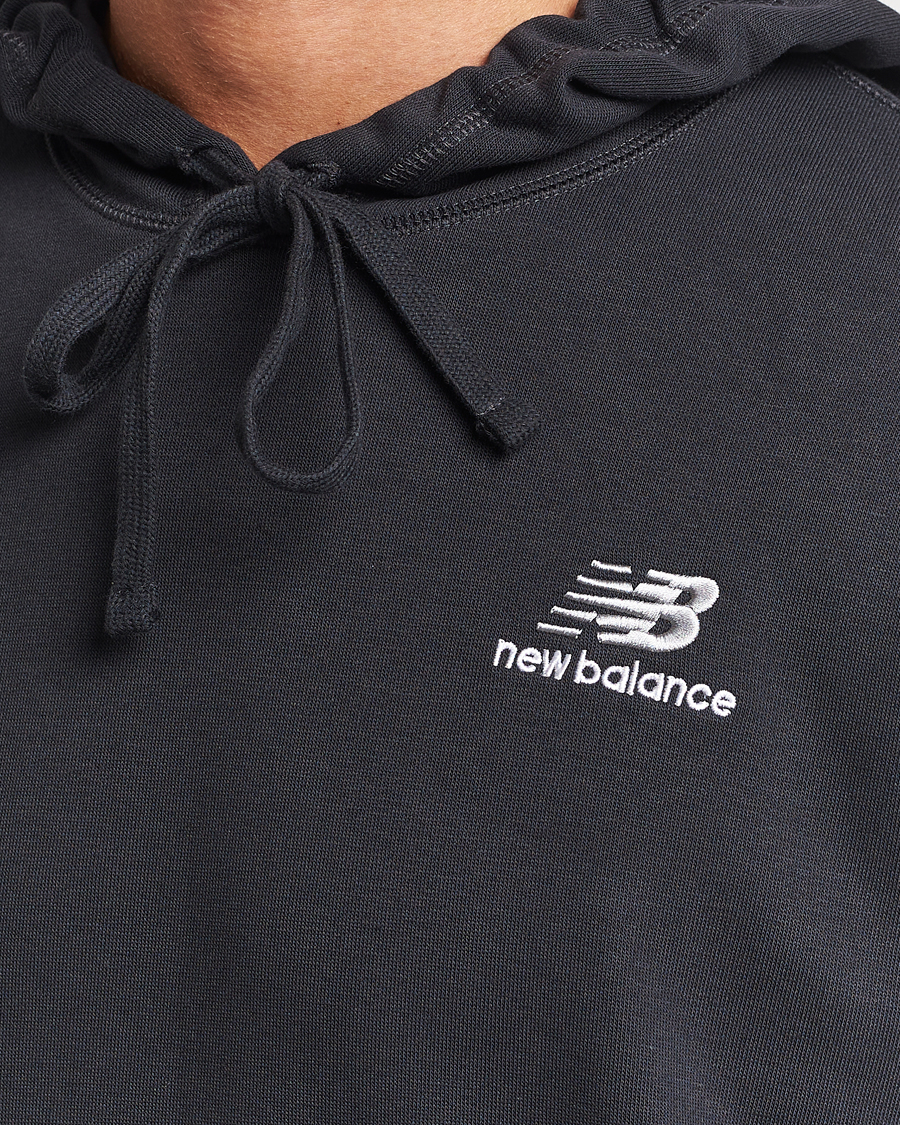 Herre | Gensere | New Balance | Essentials Hoodie Black