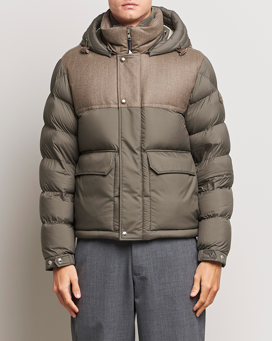 Herre | Moderne jakker | Moncler | Mussala Short Down Parka Taupe