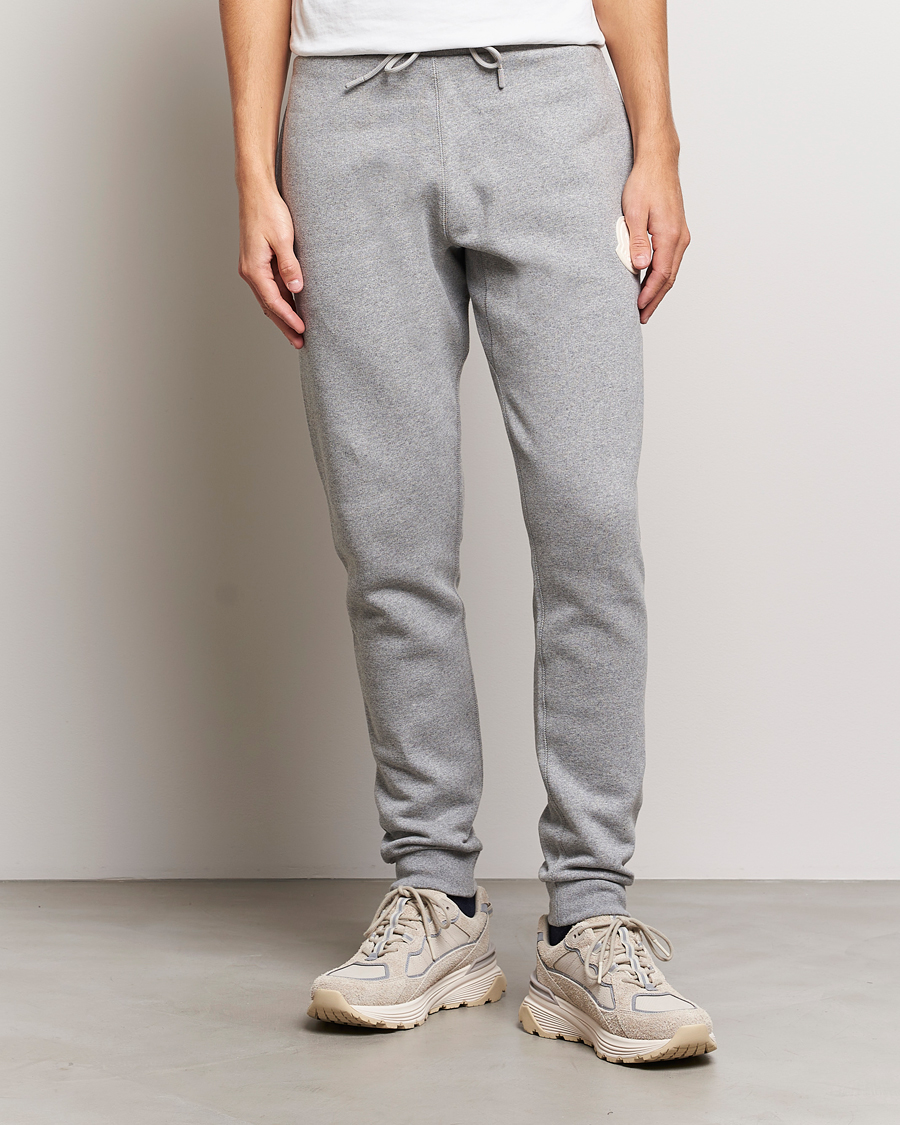 Herre |  | Moncler | Patch Logo Sweatpants Light Grey