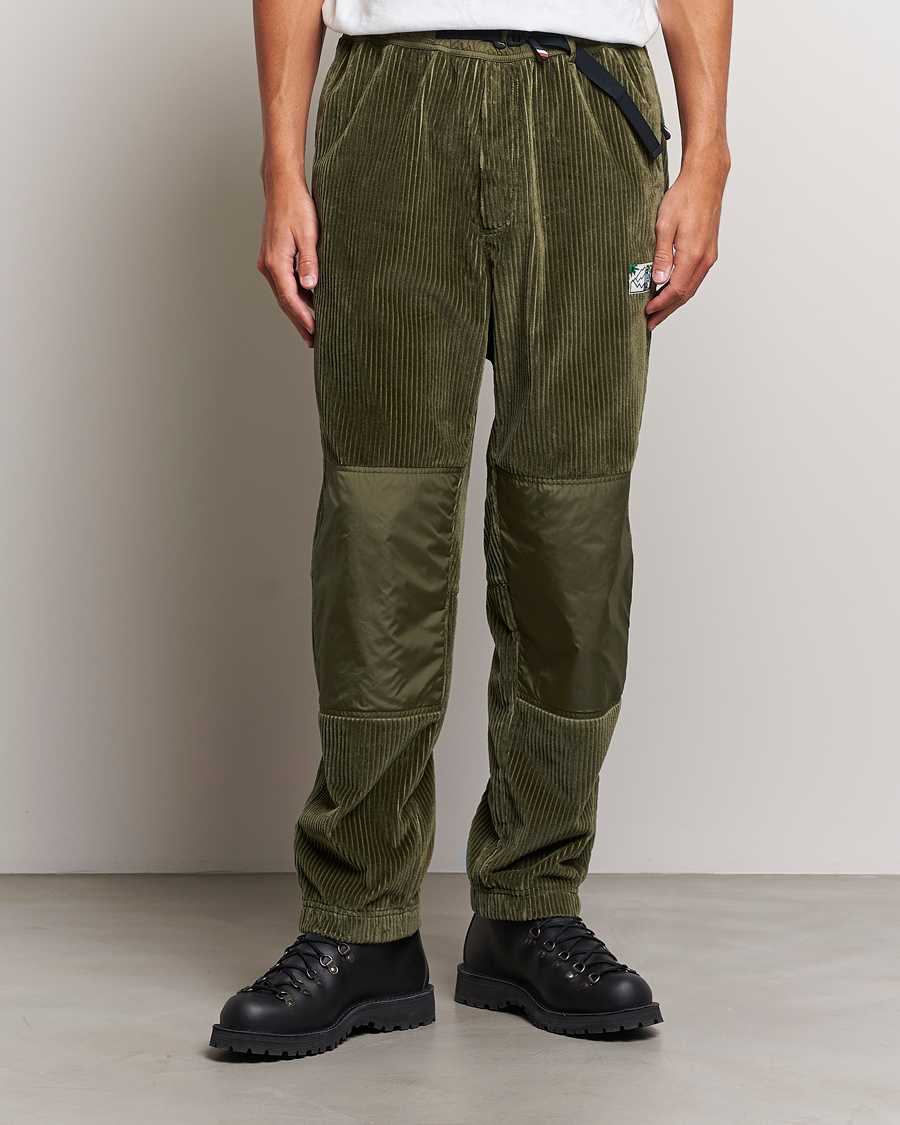 Herre |  | Moncler Grenoble | Tech Panel Corduroy Trousers Olive