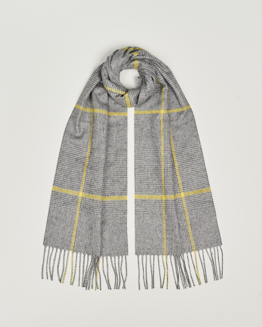 Herre | Piacenza Cashmere Cashmere/Silk Glencheck Scarf Grey/Yellow | Piacenza Cashmere | Cashmere/Silk Glencheck Scarf Grey/Yellow