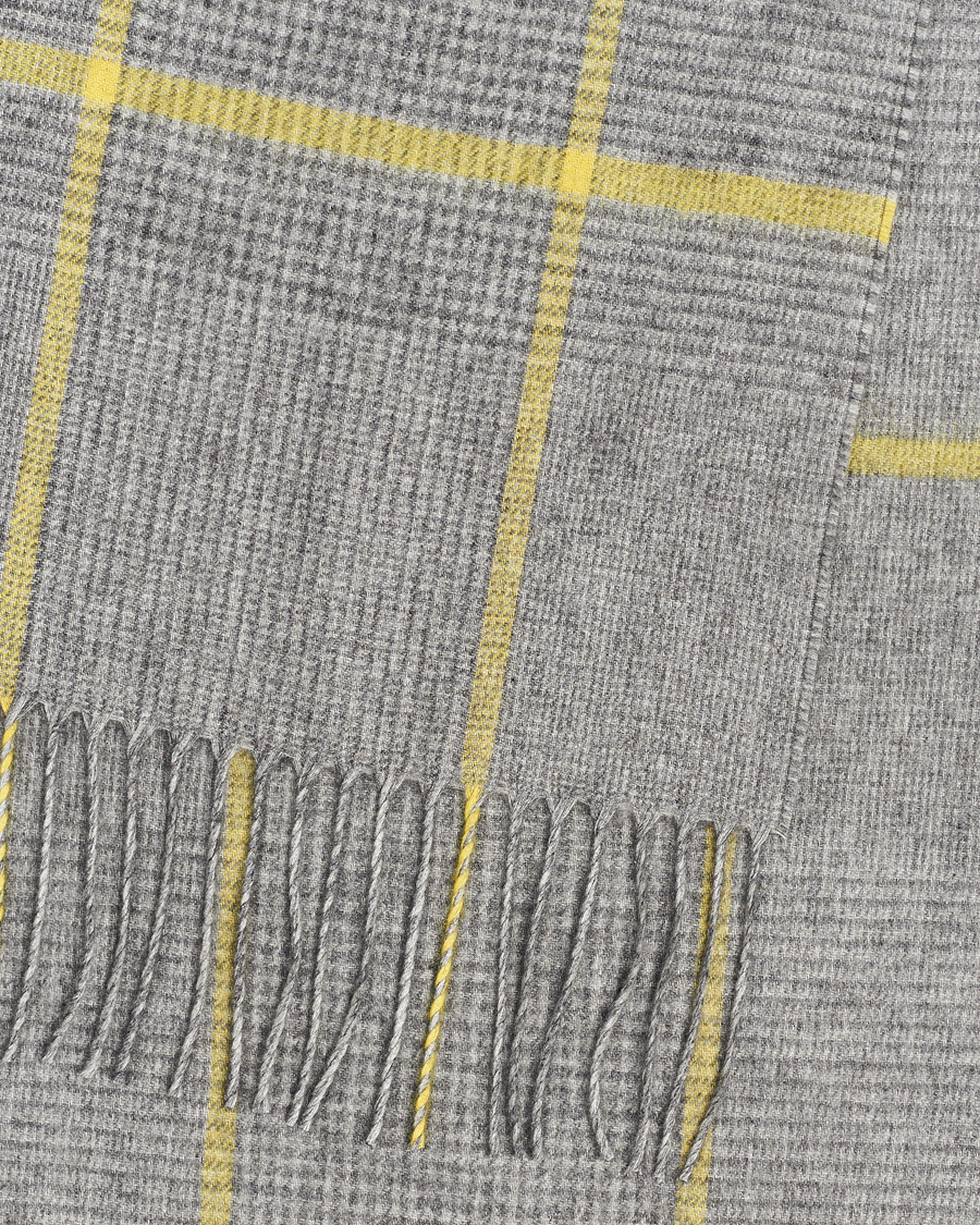 Herre | Piacenza Cashmere Cashmere/Silk Glencheck Scarf Grey/Yellow | Piacenza Cashmere | Cashmere/Silk Glencheck Scarf Grey/Yellow