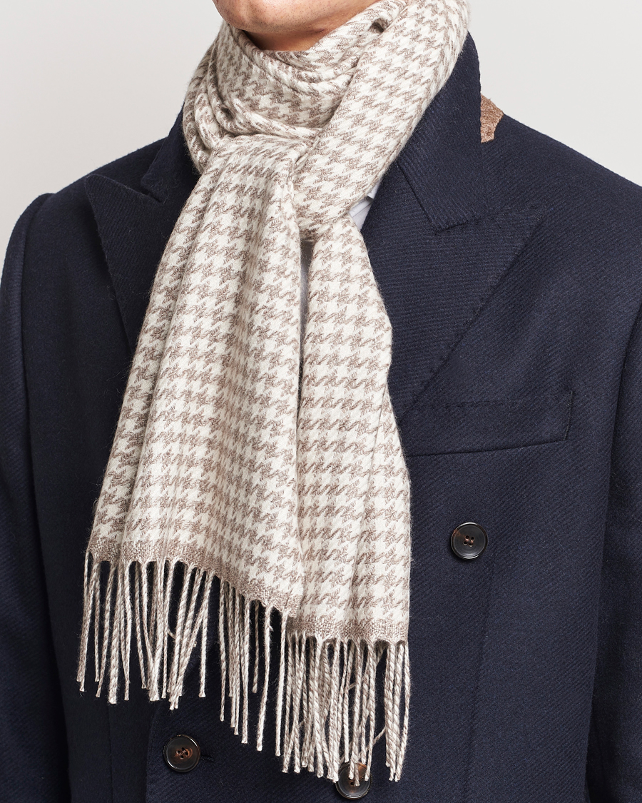 Herre | Piacenza Cashmere Cashmere/Silk Houndstooth Scarf Beige | Piacenza Cashmere | Cashmere/Silk Houndstooth Scarf Beige