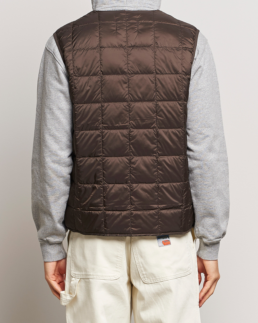 Herre | Jakker | TAION | V-Neck Lightweight Down Vest Dark Choco