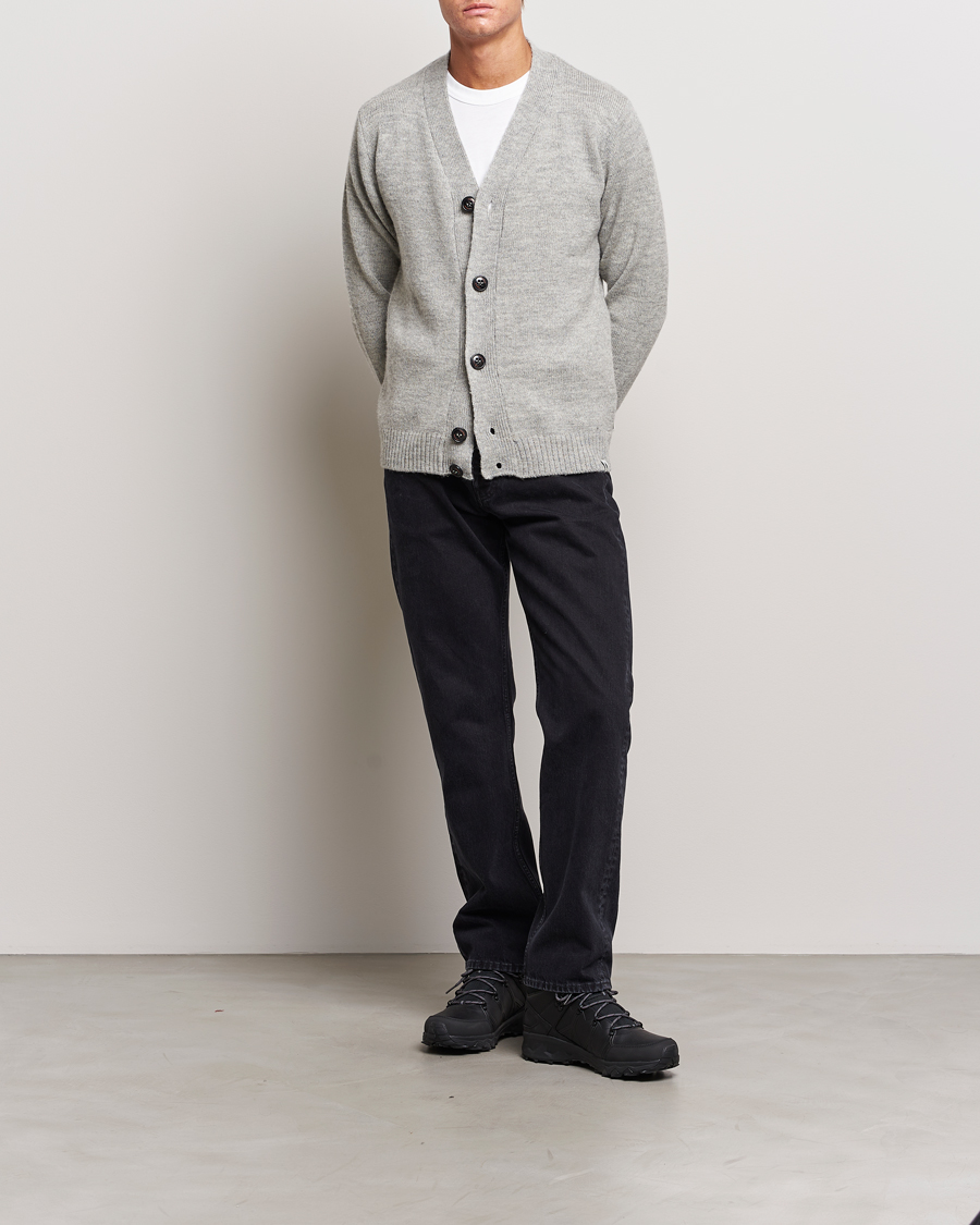Herre | Gensere | Peregrine | Maker's Stitch Merino Cardigan Light Grey