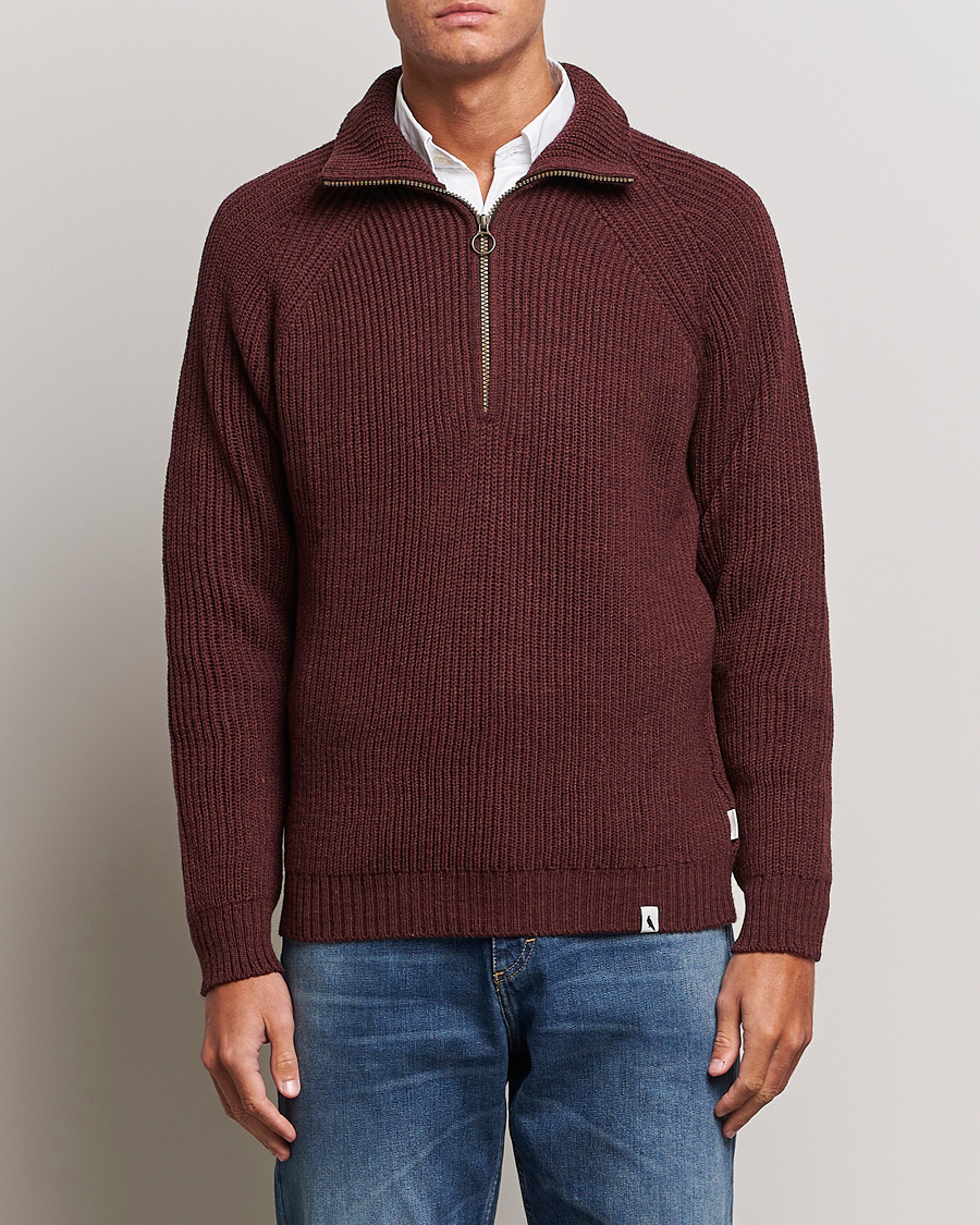 Herre | Gensere | Peregrine | Ford Knitted Wool Half Zip Shiraz