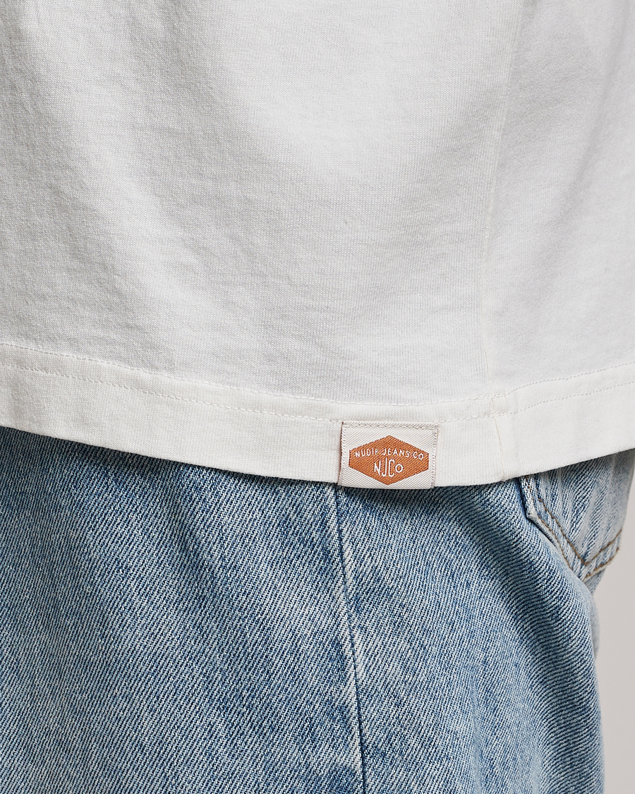 Herre | T-Shirts | Nudie Jeans | Uno Everyday Crew Neck T-Shirt Chalk White