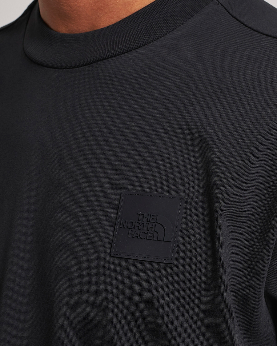 Herre | T-Shirts | The North Face | NSE Patch Tee Black