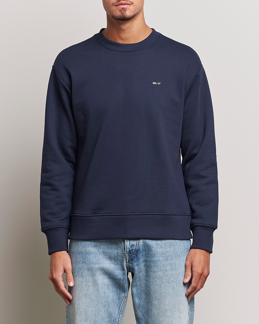 Herre | Avdelinger | NN07 | Briggs Logo Crew Neck Sweatshirt Navy Blue