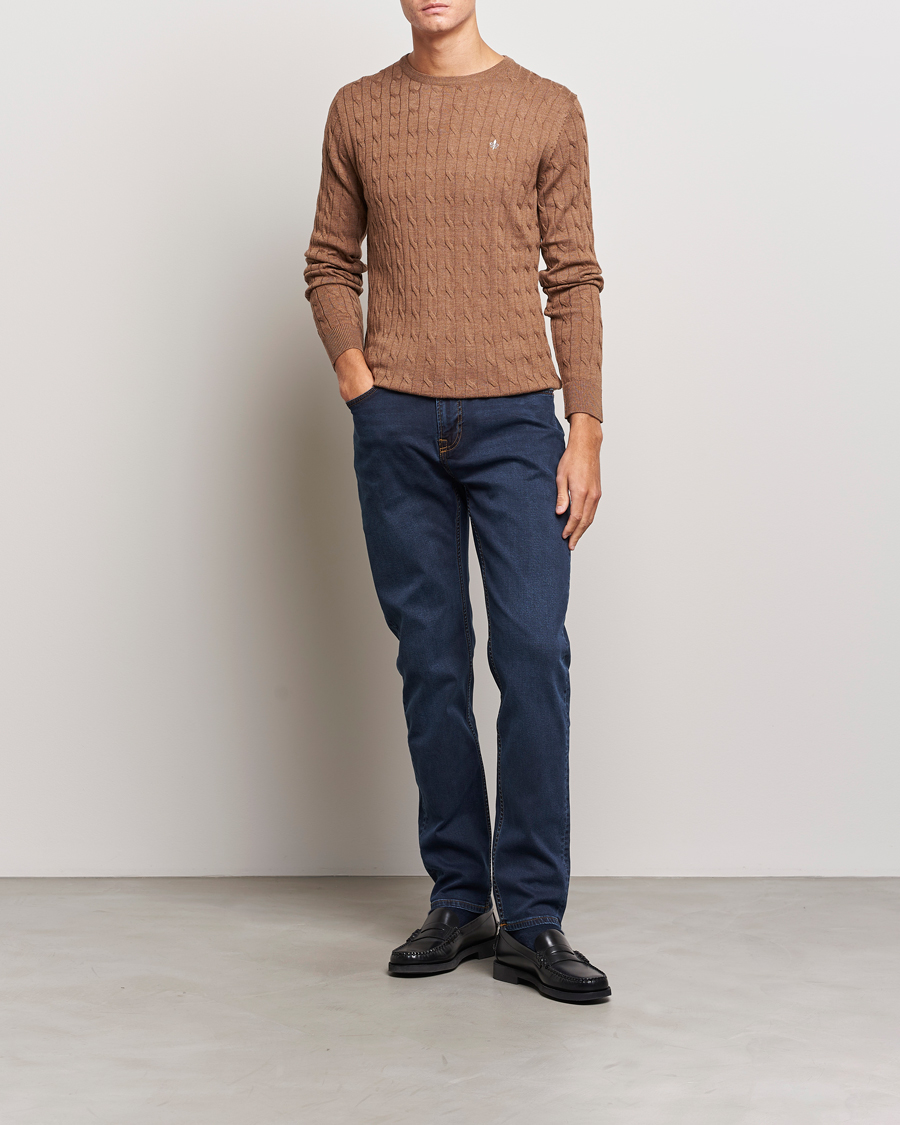 Herre | Gensere | Morris | Merino Cable Crew Neck Camel