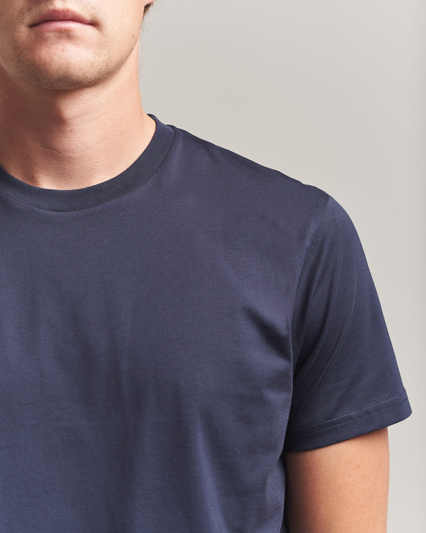 Herre | T-Shirts | Sunspel | Riviera Midweight T-Shirt Navy